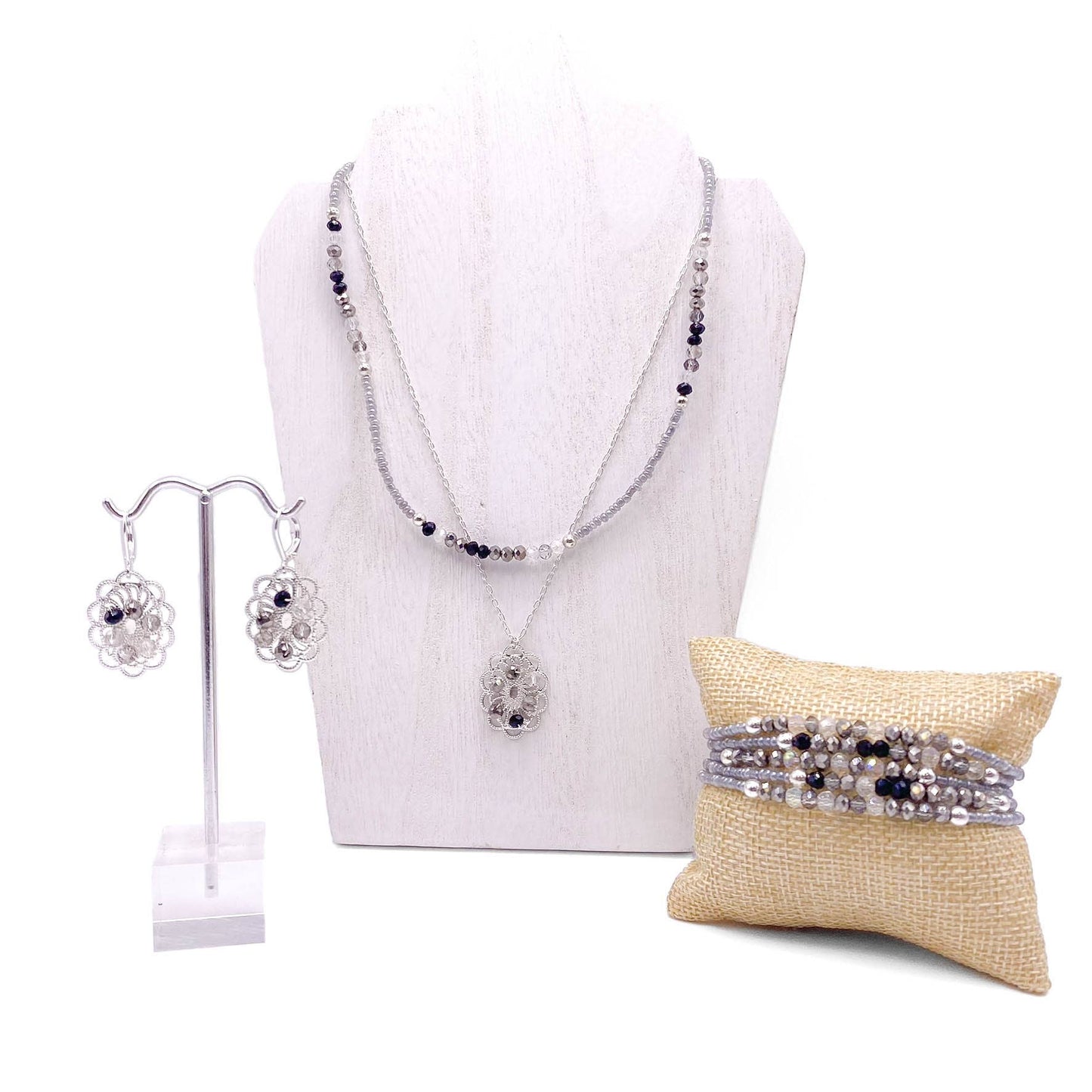Alegria Dianthus Necklace