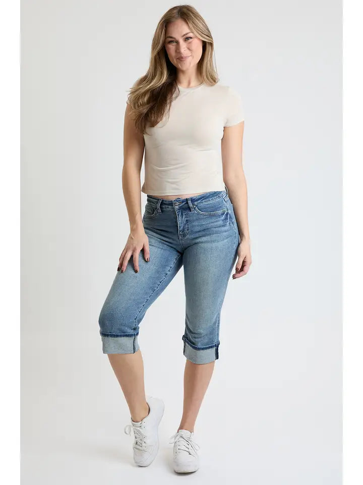 Mid Rise Premium Stretch Essential Cuff Capri