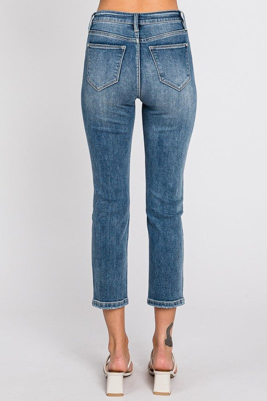 PETITE - HIGH RISE STRETCH MOM JEANS