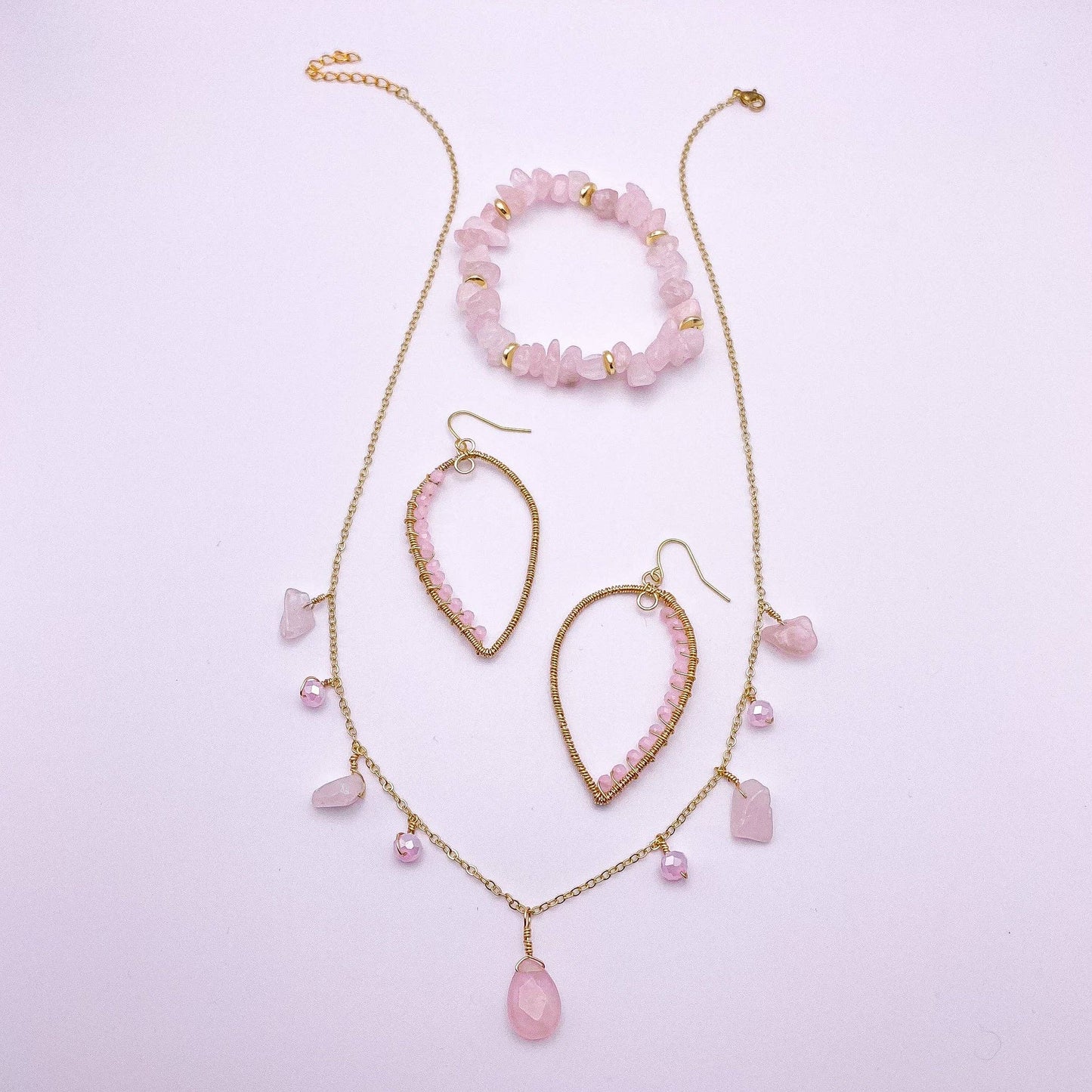 Wonderland rose quartz and gold stretch bracelet
