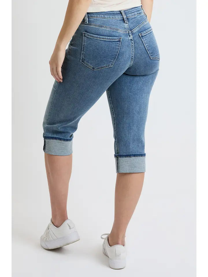 Mid Rise Premium Stretch Essential Cuff Capri