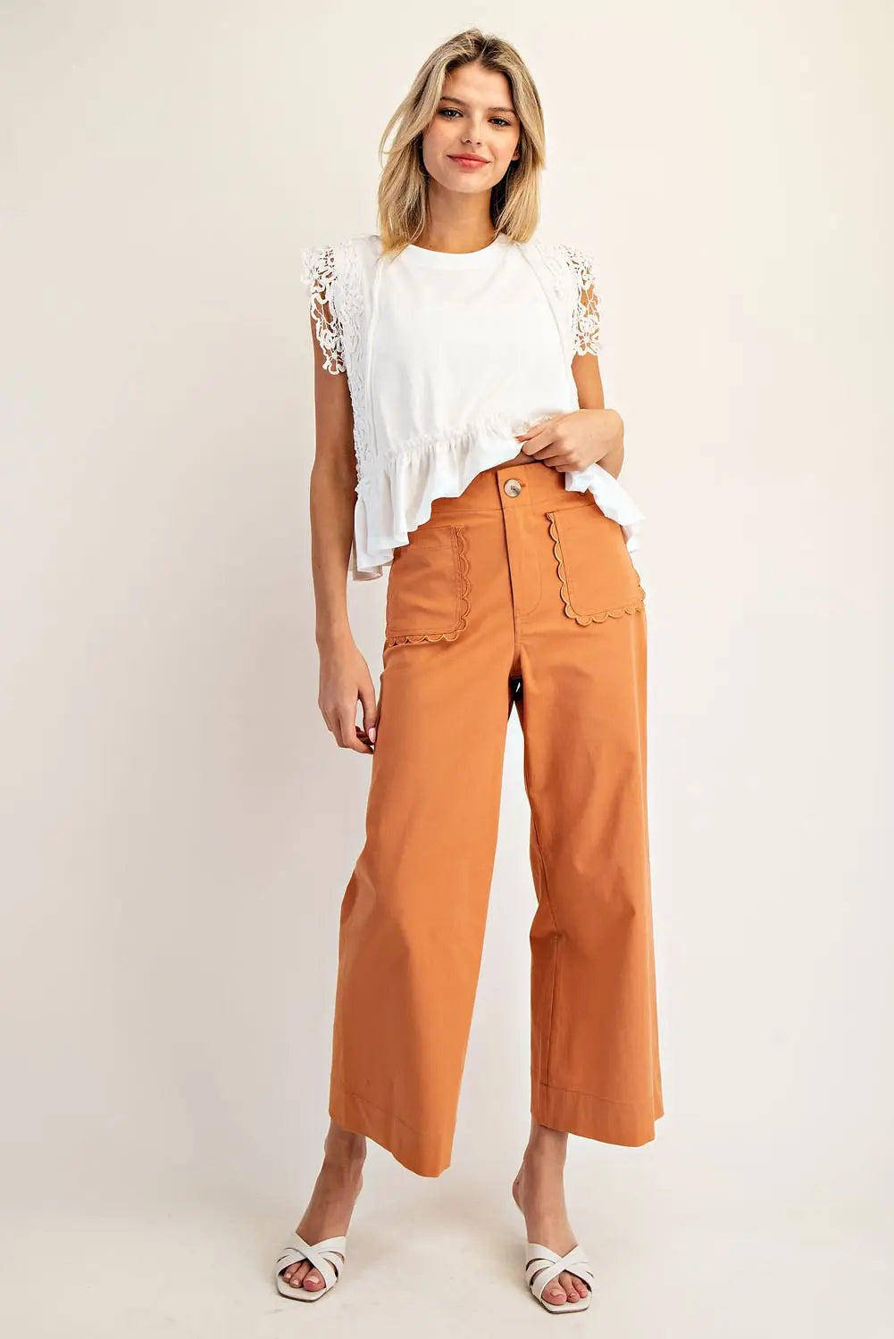 Scalloped Pocket Straight Leg Pants