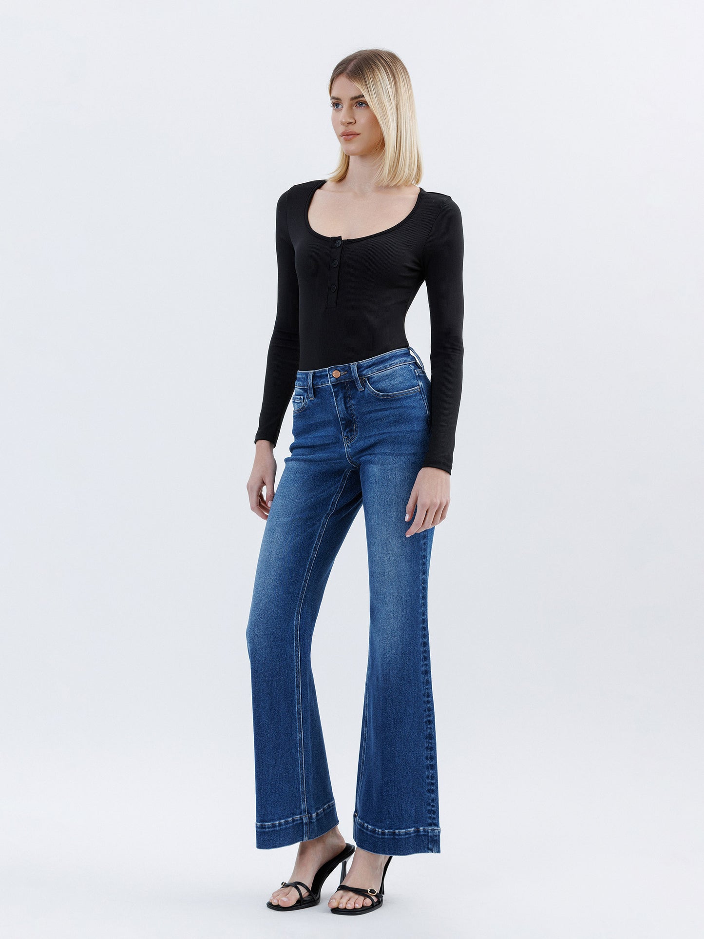 HIGH RISE TROUSER HEM RELAXED FLARE JEANS