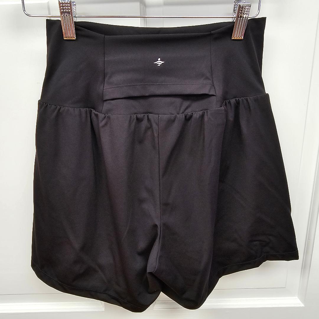 Halara Super High Waisted Back Pocket & Side Hidden Pocket 2-in-1 Yoga Shorts