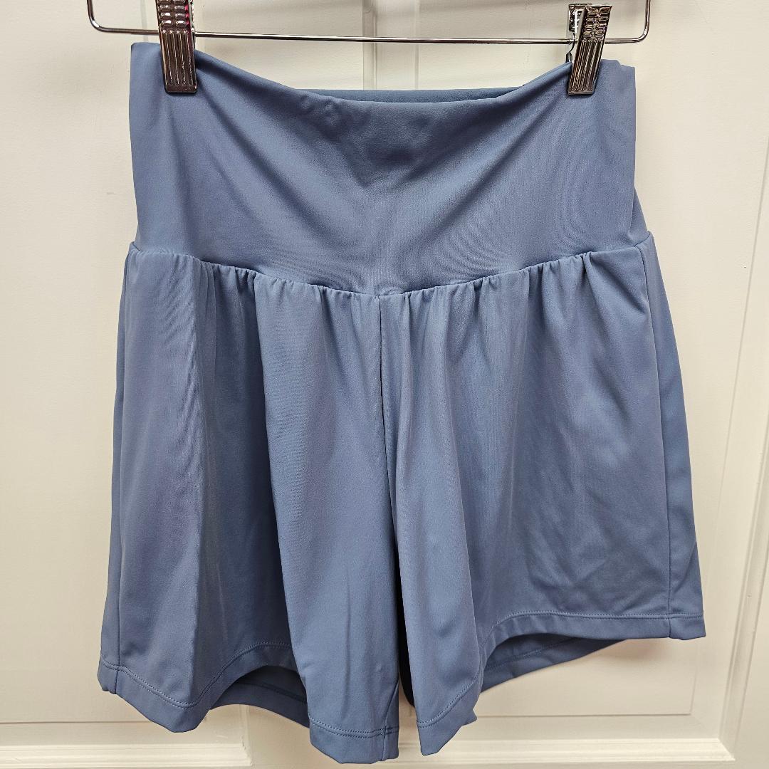 Halara Super High Waisted Back Pocket & Side Hidden Pocket 2-in-1 Yoga Shorts