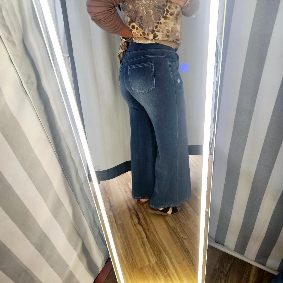 Halara High Waisted Multiple Pockets Wide Leg Stretchy Knit Casual Jeans