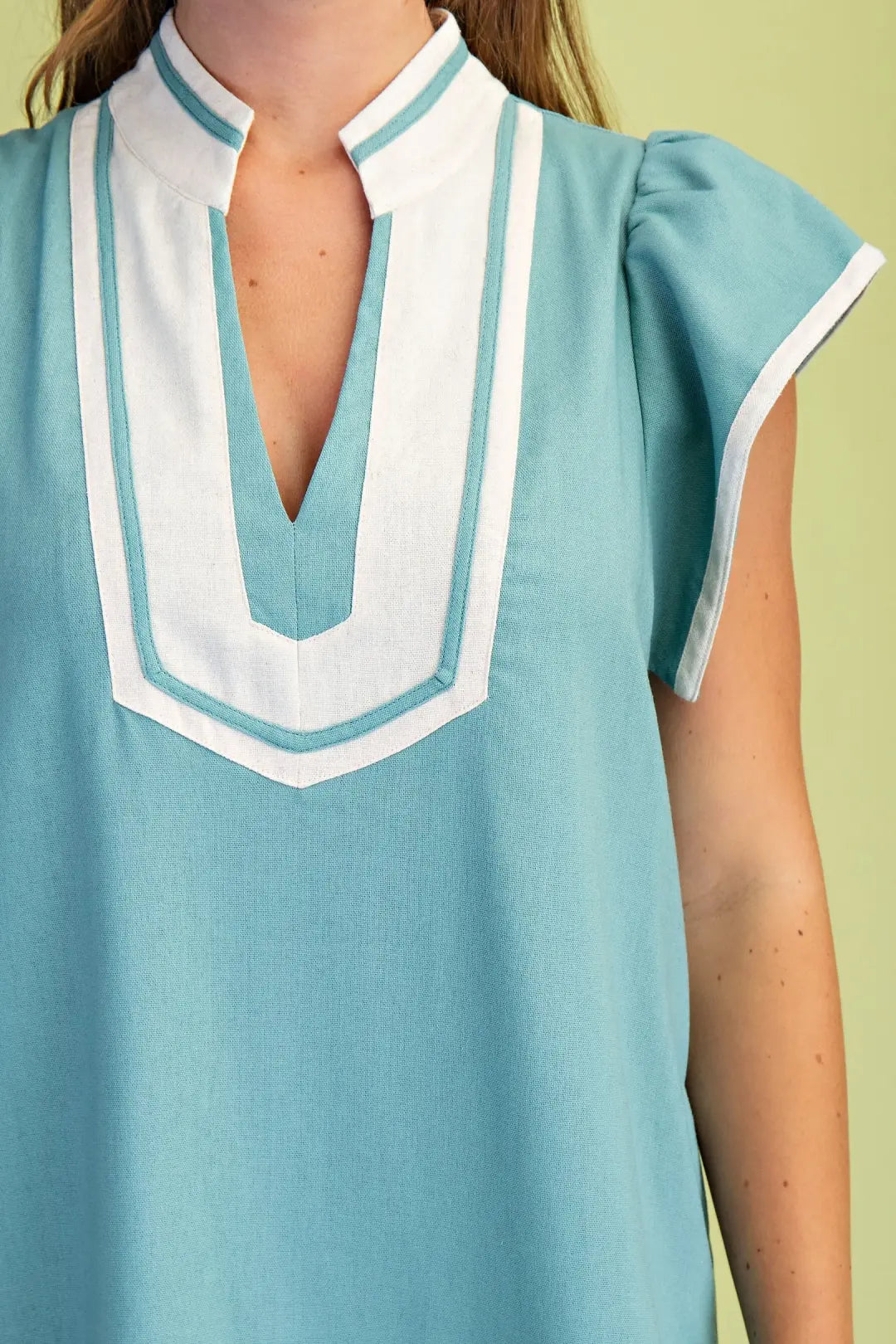 Linen V-neck Midi Dress
