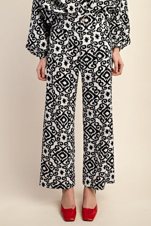 Geometric Print Ankle Length Pants