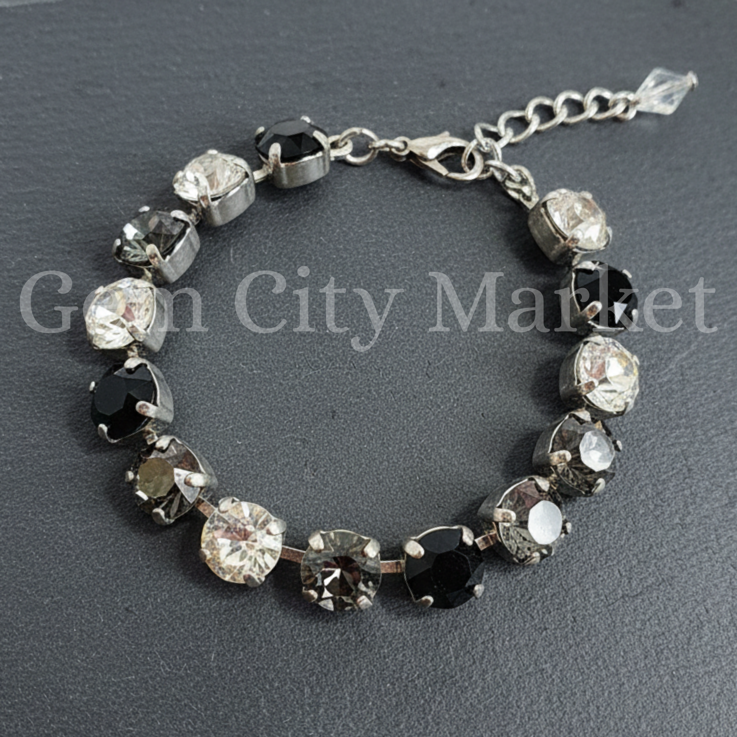Crystal Bracelet - Glamorous B002