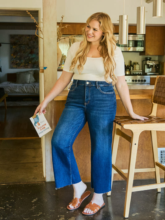 MID RISE WIDE LEG JEANS