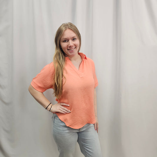 Airflow Collared V-Neck Short Sleeve Blouse