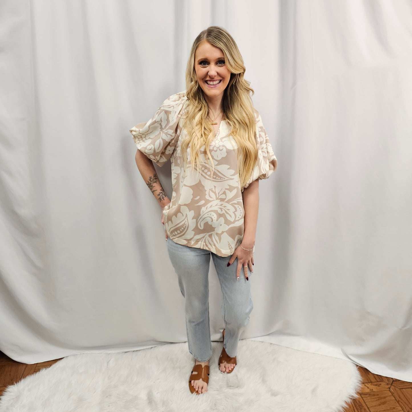 Split Neck Floral Print Balloon Sleeve Top